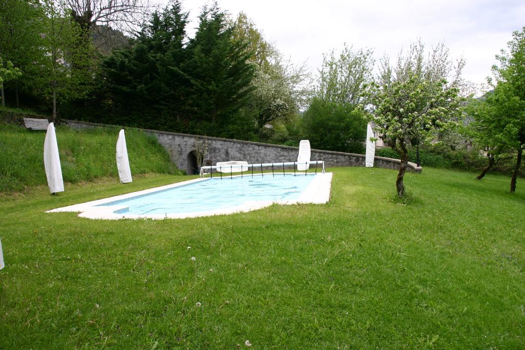 Le Terrondou Hotel Vic-sur-Cère Buitenkant foto